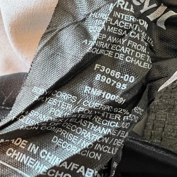 Men's Hurley Black and Grey Boardshorts Size 36 Used/Good Condition - Picture 5 of 5